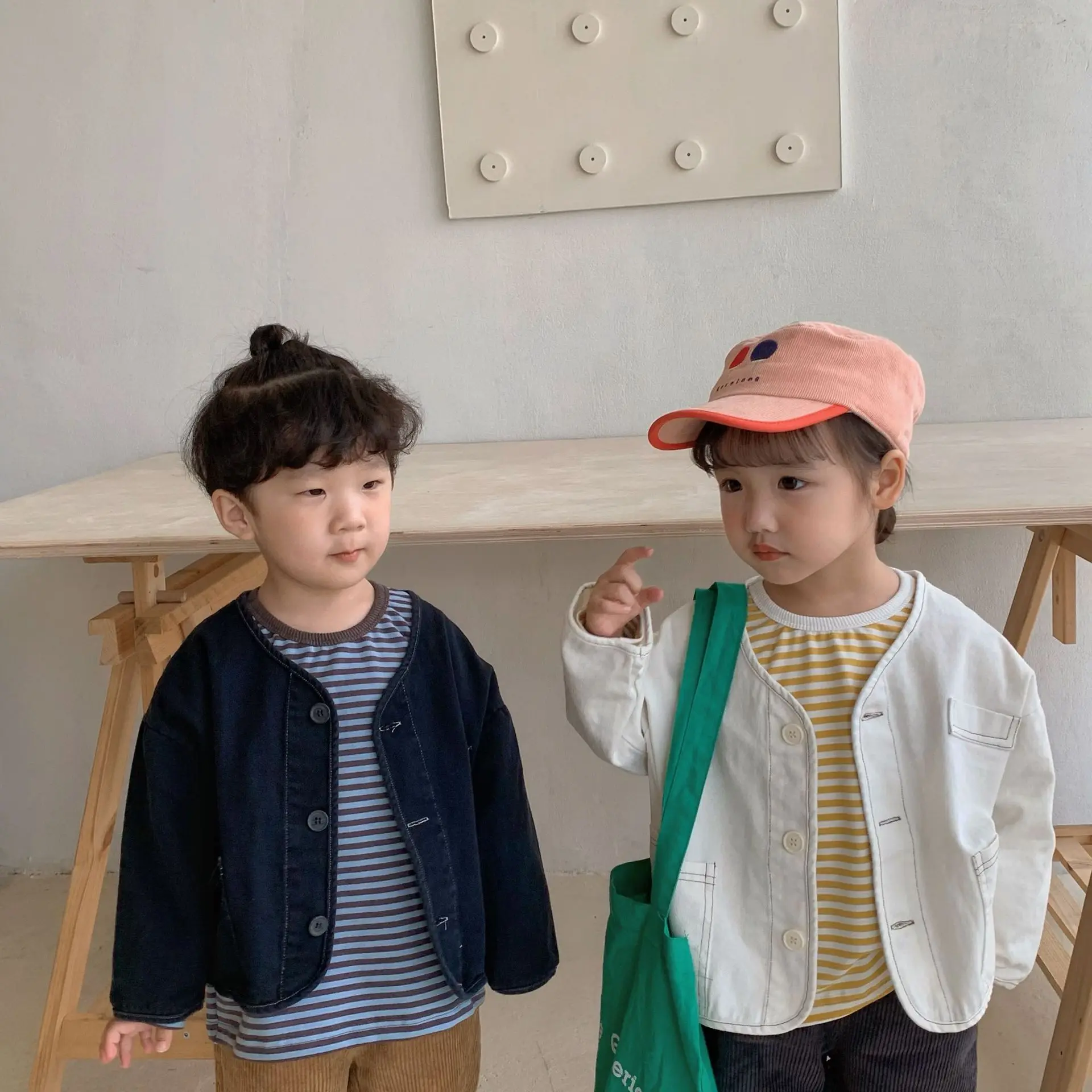 

2023 Autumn New Children Long Sleeve Coat Cotton Baby Boys Casual Jacket Fashion Cute Girls Solid Simple Cardigan Kids Clothes