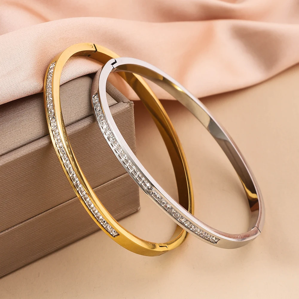 Single Row Artificial Zircon Inlaid Stainless Steel Bracelet Suitable For Women's Party Gifts