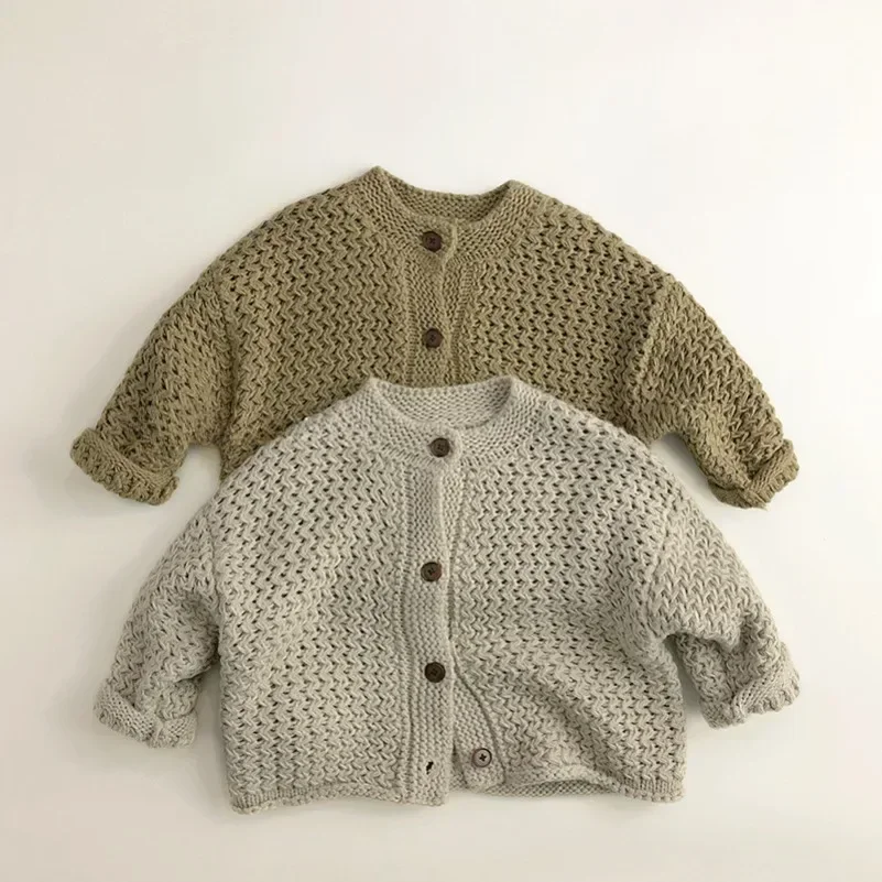 Baby Girls Sweater DGUKYM New Children Sweaters Pinenapple Striped Boys Carigans Single Breasted Girls Knitwear Women Sweater Cashmere Sweater