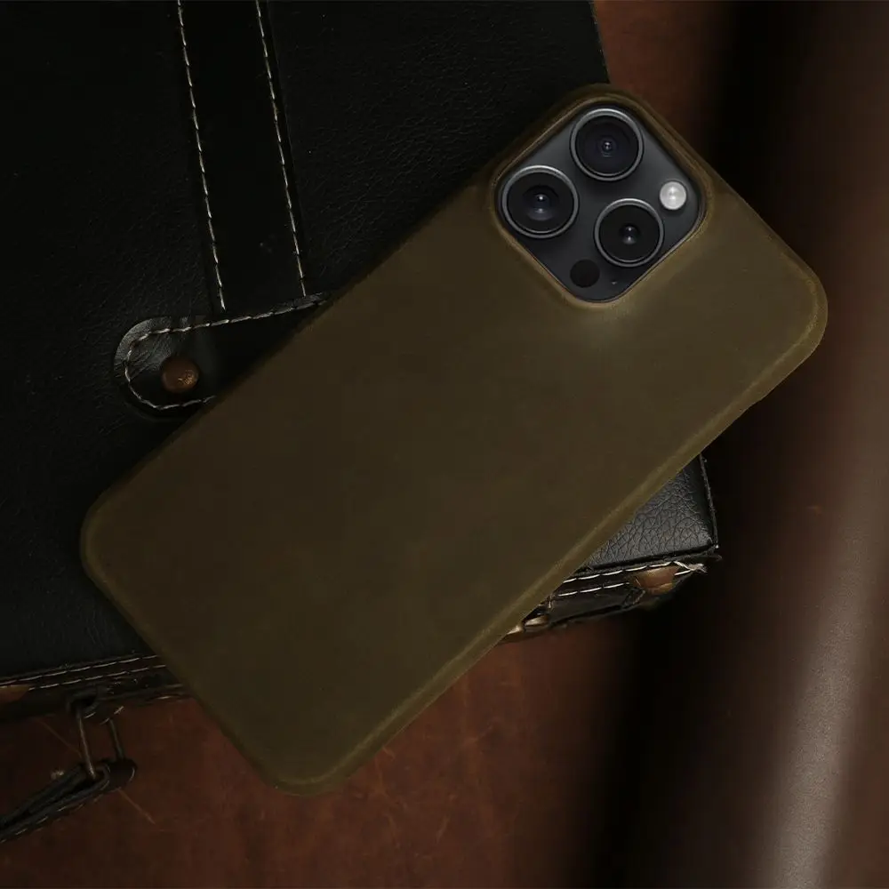 Iphone 15 Pro 케이스의 경우 Funda iphone14 13 12 XR 7 8 SE Back Coque Shockproof Carcasa 용 고급 크레이지 호스  가죽 커버