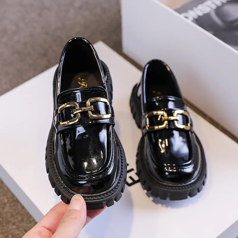 Princess Shoes 2024 Spring Black Loafers Baby Boys School Shoes Metal Kids Fashion Casual PU Glossy Children Cute Mary Janes New 3