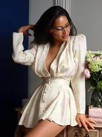 Robe élégante imprimée pour femme, manches longues, taille cintrée avec ceinture, collection Printemps-Été 2026, idéale pour les vacances 2