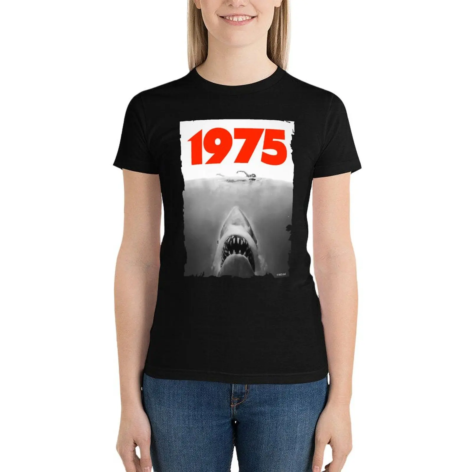 

Jaws 1975 fan art T-Shirt anime clothes Female clothing t shirt Women