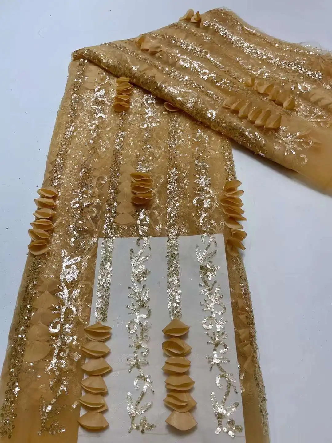 

Latest Design Sequin Embroidered Fabric With 3D Flowers French Tulle lace Africa fabric For Evening dresses Ladies's Dress 5Ys