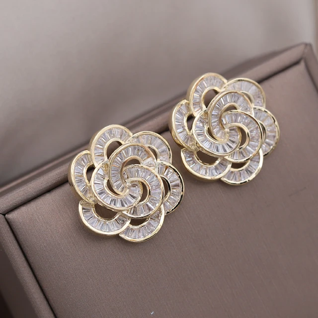 Fashion jewelry floral design rhinestone camellia earrings studs for women