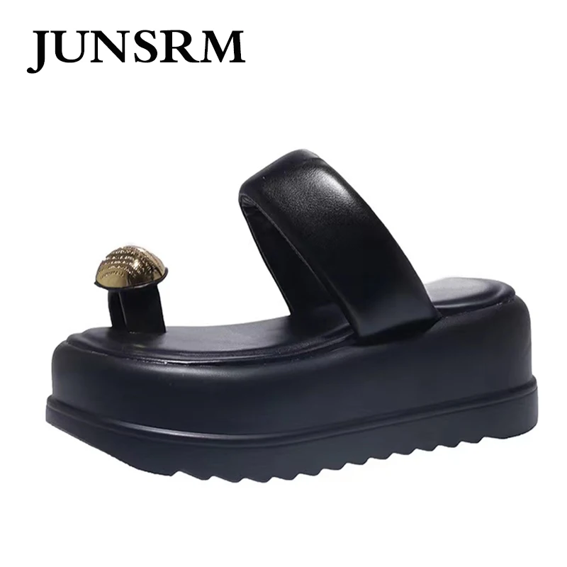 

Flat Platform Slippers Thick Sole Clip Toe Retro Metal Buckle Design Sandals 2023 Summer Daily All-match Beach Casual Flip Flops