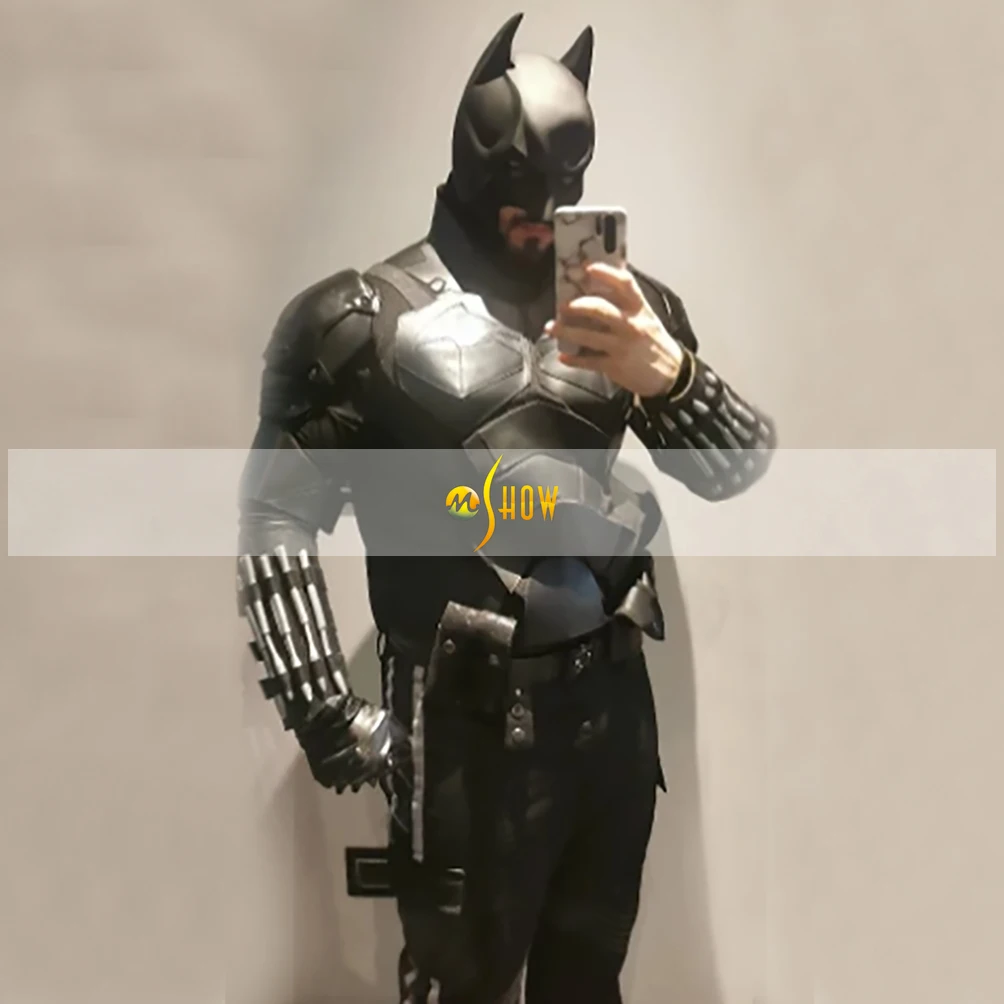 Bruce Wayne Costume Suit: The Ultimate Guide to Robert Pattinson's Batsuit  for Cosplay and Halloween, image size:1004x1004