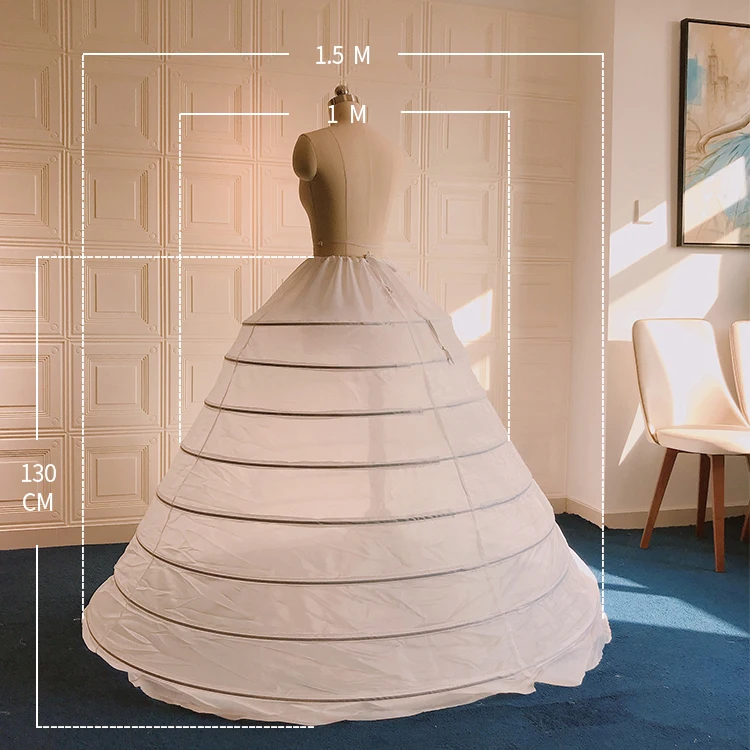 Рисунок 2 - Цельнокроеное платье-комбинация из пряжи с навесом