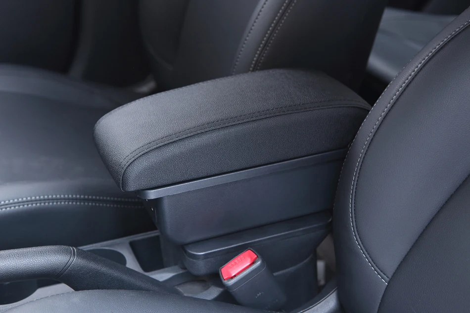 Musta käsinoja mustilla saumoilla