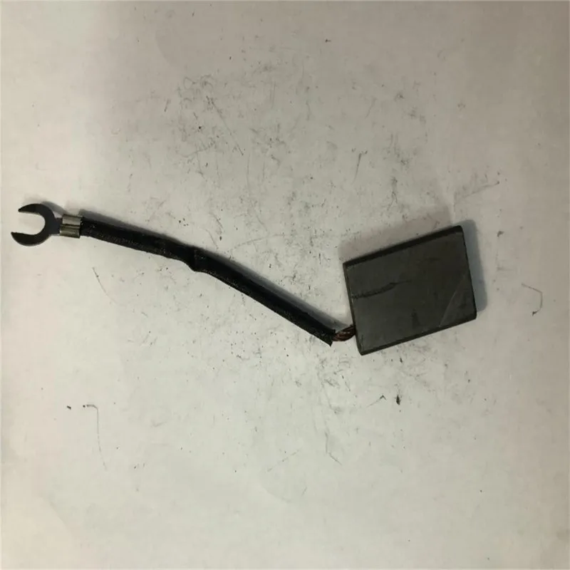 

1 шт. 10x25x40 мм 0,39 "x 0,98" x 1,57 "Замена электрического инструмента Угольная щетка