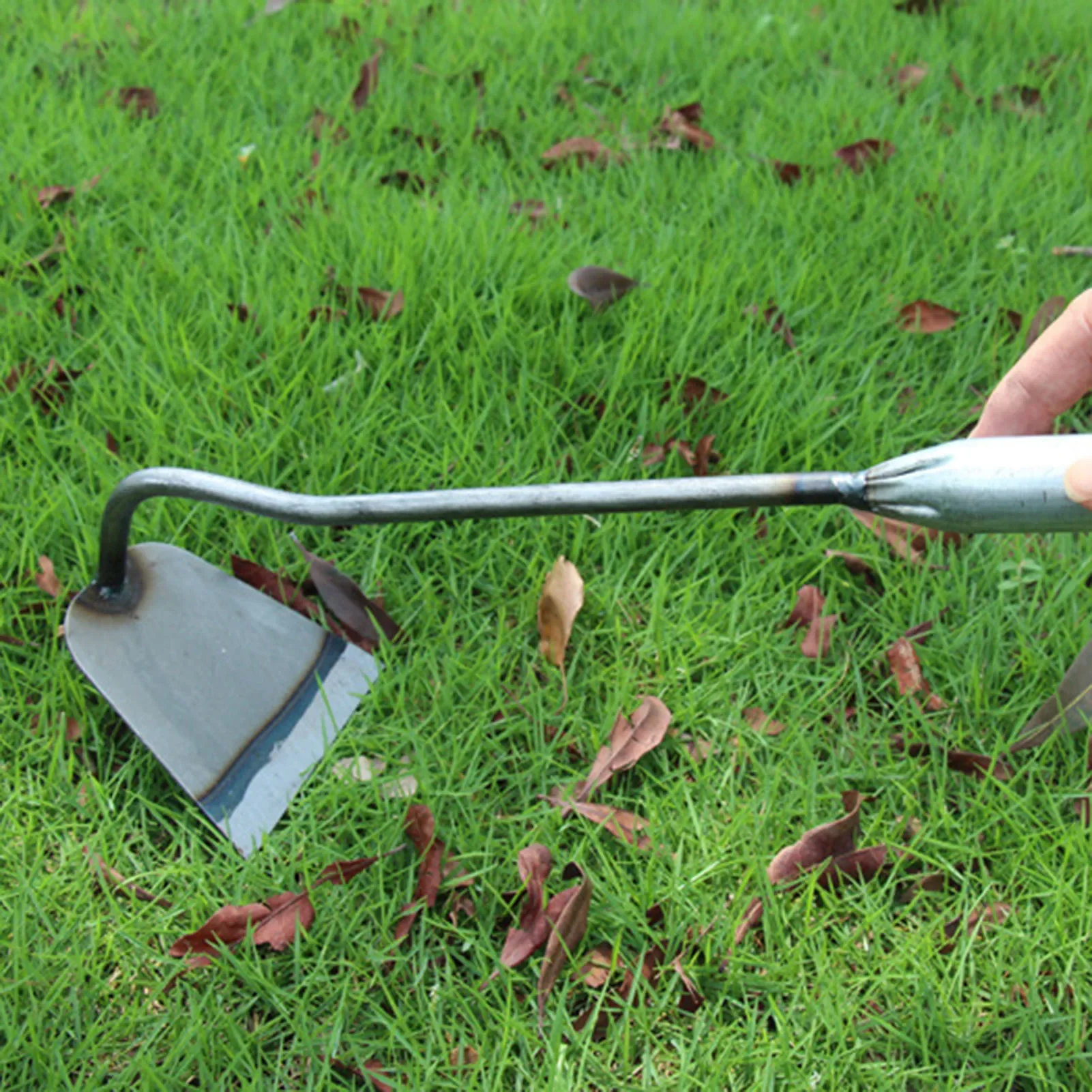 Multifunctional Small Hoe With Wooden Handle, Household Flower Hoe, Gardening Hoe, Outdoor Agricultural Tool and Garden Tool 4