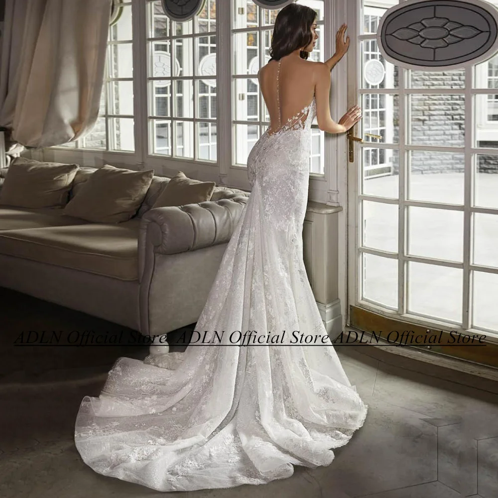 Mermaid Wedding Dress Sexy Deep V Neck See Through Back Buttons Lace Applique Glitter Tulle Trumpet Bridal Gown Robe De Mariage 2