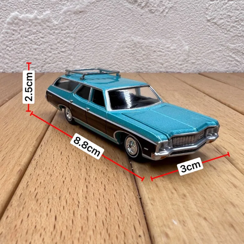 1/64 モンテカルロ グリーンライト 車高上下 スリーホイラー