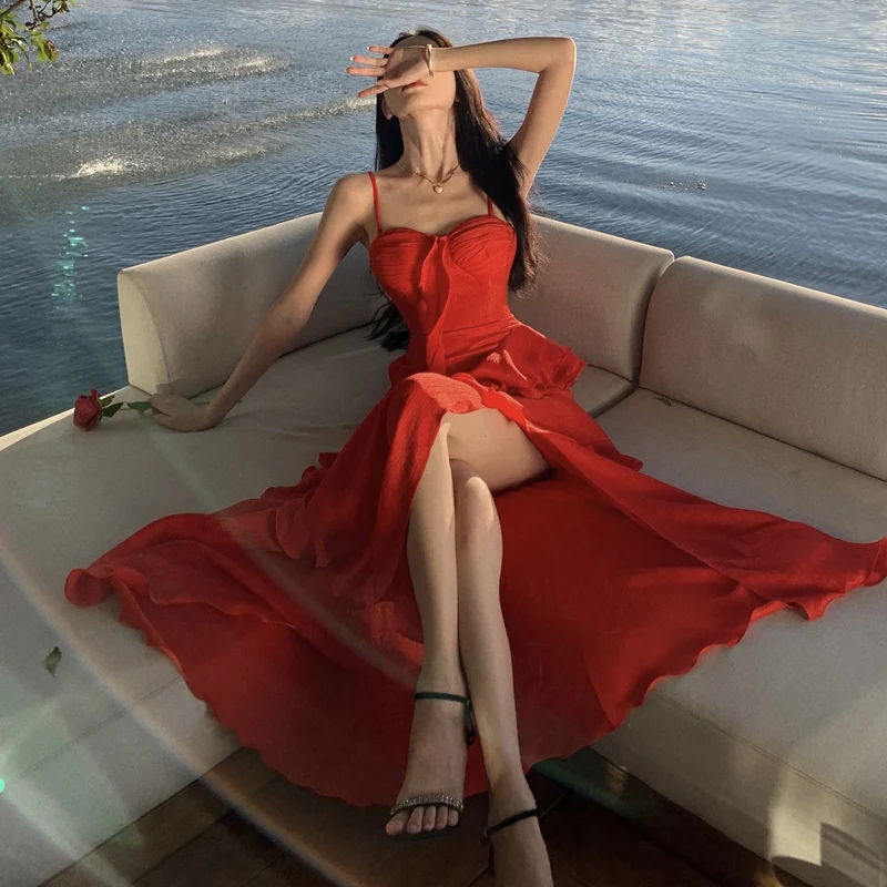 

Red Dress Women Summer 2024 New Beach Vacation Beach Skirt, Elegant, Fashionable, Sexy Sling Long Dress with Layered Ruffle Edge