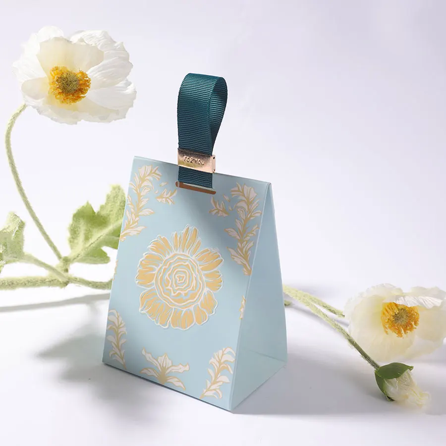 Letterpress-Flowers-Candy-Box-Wedding-Party-Favor-Box-Candy-Bag-Chocolate-Gift-Boxes-Bridal-Birthday-Shower