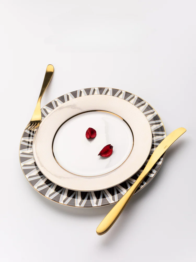 

Nordic luxury household bone China plates, dishes, cutlery, cutlery and cutlery set creative flat European western steak plate.