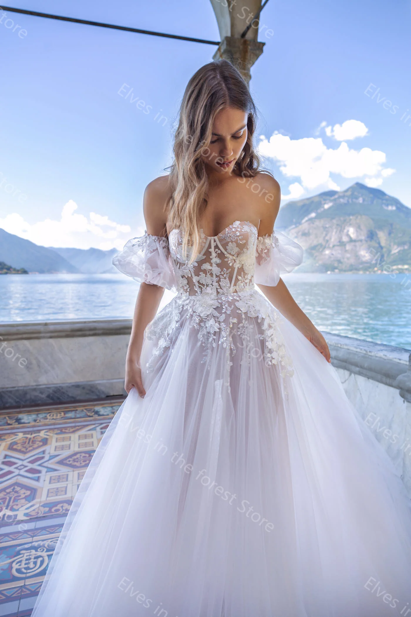 Vintage Beach A Line Women Wedding Dresses Soft Lace Appliqued Bridal Gowns Sexy Backless Sweep Train Female Vestidos De Mariee