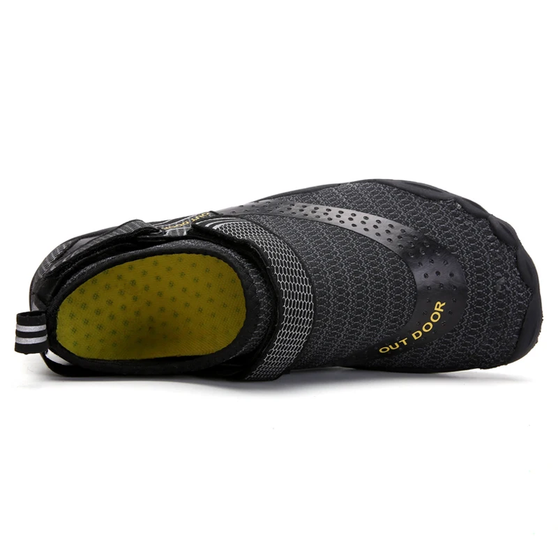 Unisex Swimming Water Shoes Men Barefoot Outdoor Beach Sandals Upstream Aqua Shoes Plus Size Nonslip River Sea Diving Sneakers