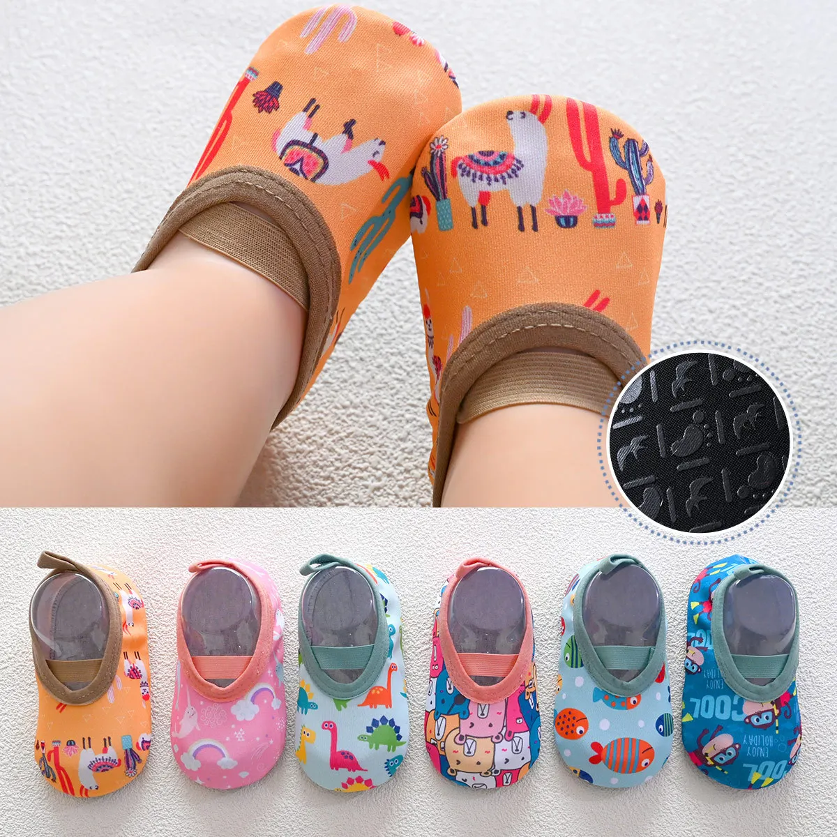 

Classic Printed Cartoon Boys And Girls Flat Walking Shoes Canvas Non-slip Shoes For Newborn Infants First Walker Walking Shoes