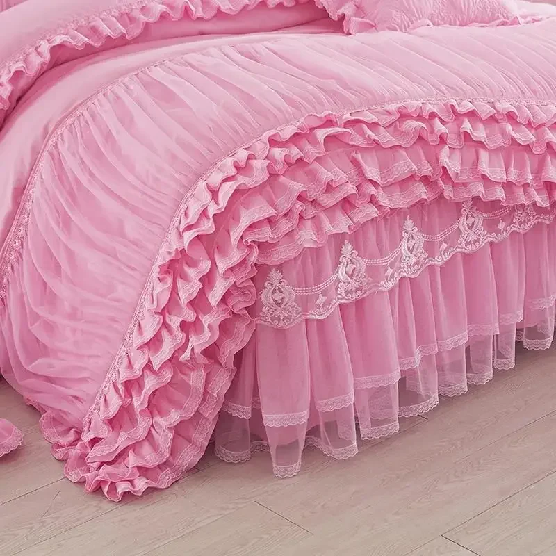 Home Comforter Solid Cover Two Layers Lace Bedding Set Luxury Winter Duvet Very Warm 220x240 with 2 Pcs Pillowcases