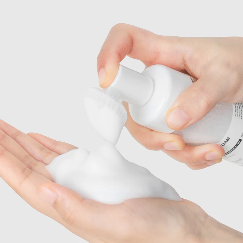 Silicone Brush Foaming Pump Bottle – Empty Face Cleaning Container (1PC, Multiple Sizes)