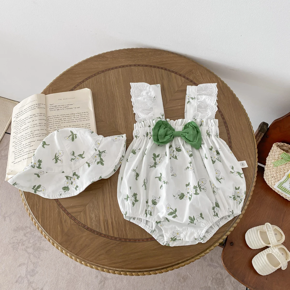 Summer Baby Bodysuit Girls Lace Short Sleeves Floral Prints Romper with Hat 0-2yrs