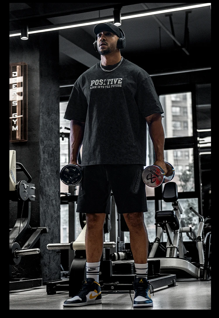 

Футболка в стиле ретро