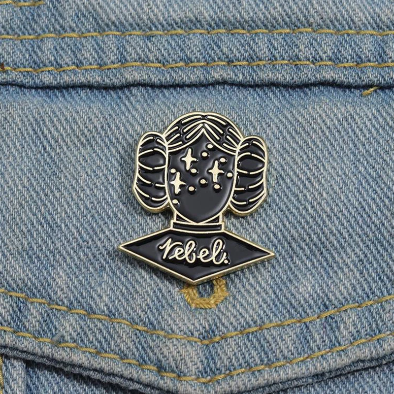 

Эмалированные заколки с персонажами фильма, на заказ, женская и девушка, мощные броши, значки на лацкан, бижутерия, подарок для фанатов, друзей