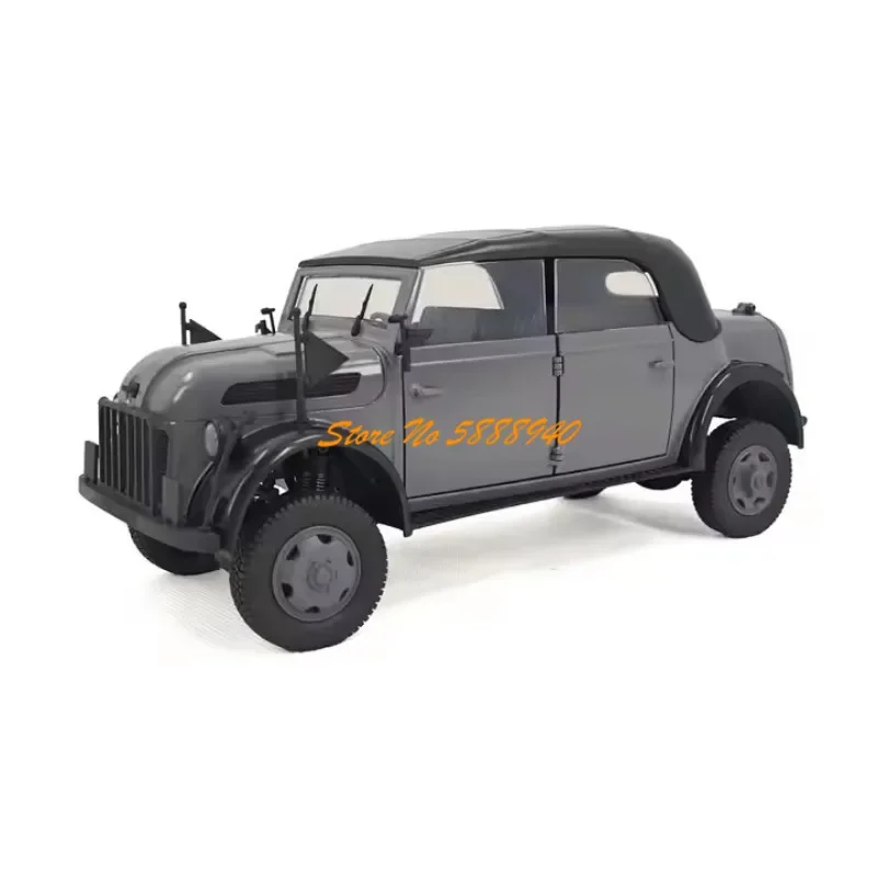 1:18 Scale 4WD Radio Control Command Vehicle Truck 2.4G LED Light Simulated Sound Smoke Crawler Off-Road Climbing RC Truck Car 3