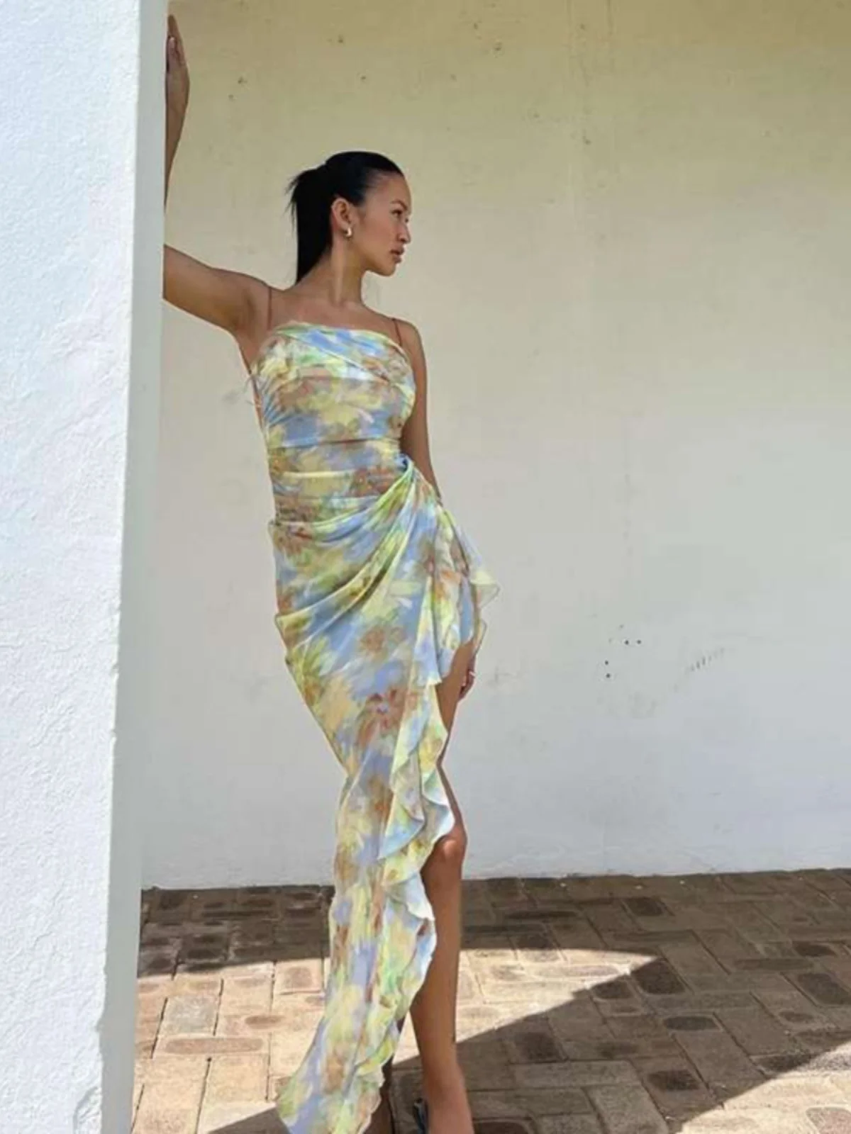 

Summer Vacation Style Colorful Tie Dyed Printed Bra With Pressed Ruffle Edge Slim Fit Long Dress For Women