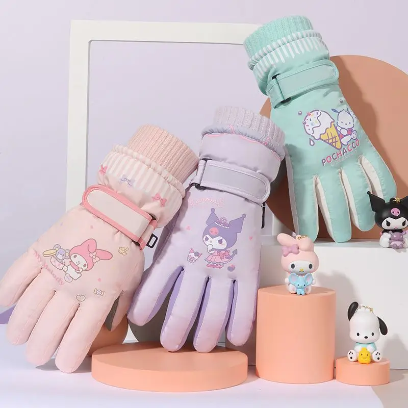 

Cute Sanrio Melody Children Ski Gloves Outdoors Kuromi Pupil Parsnip Fleecing Intensification Winter Protection Warm Big Boy
