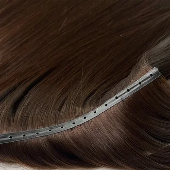 Extension per capelli Genius Butterfly Weft, doppio strato in PU con fori, annodati a mano, invisibili, in vero capello umano, per una facile installazione.