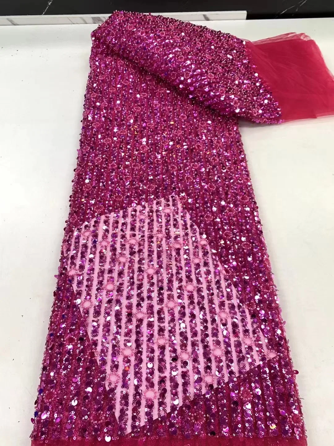 

2023 Fashion Luxury French Embroidery Beaded Lace Fabric African Nigerian With Sequins Fabric For Wedding Dress Material QF0752