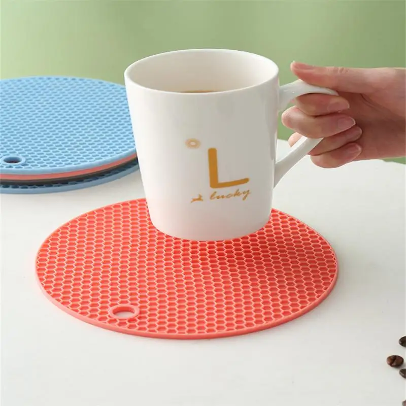 Round Silicone Mat Heat Resistant Drink Cup Coasters Non-slip Pot Holder  Table Placemat Onderzetters Kitchen Tools Accessories - AliExpress