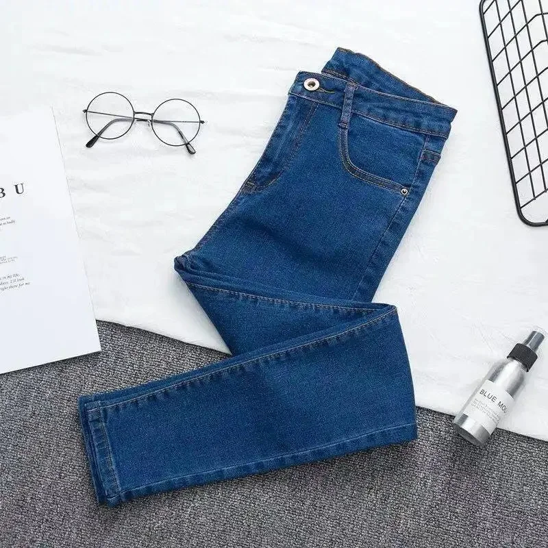 Dark blue trousers