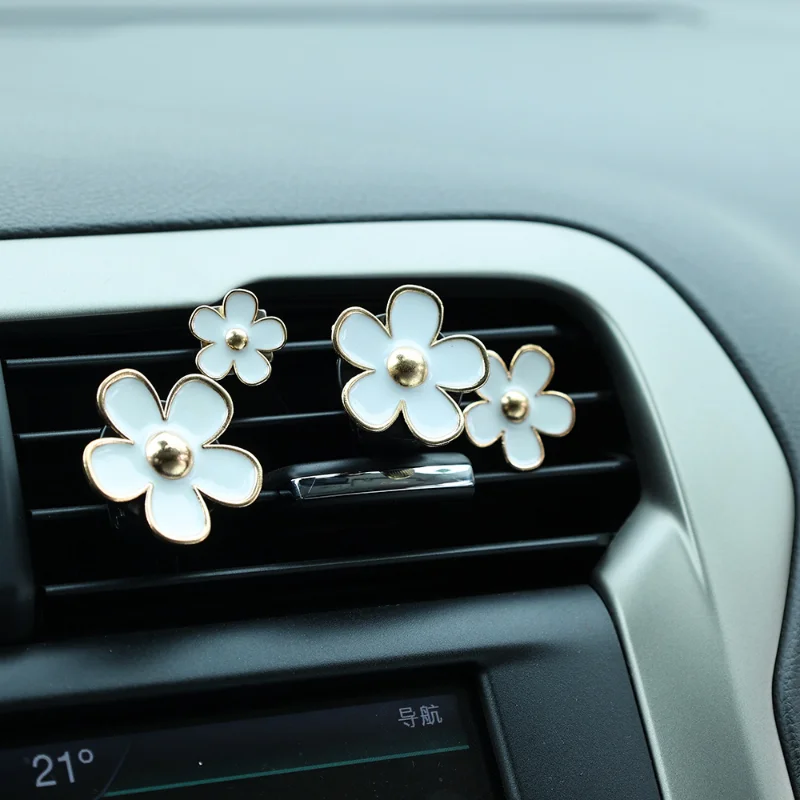 Daisy Car Air Perfume Clip. 2