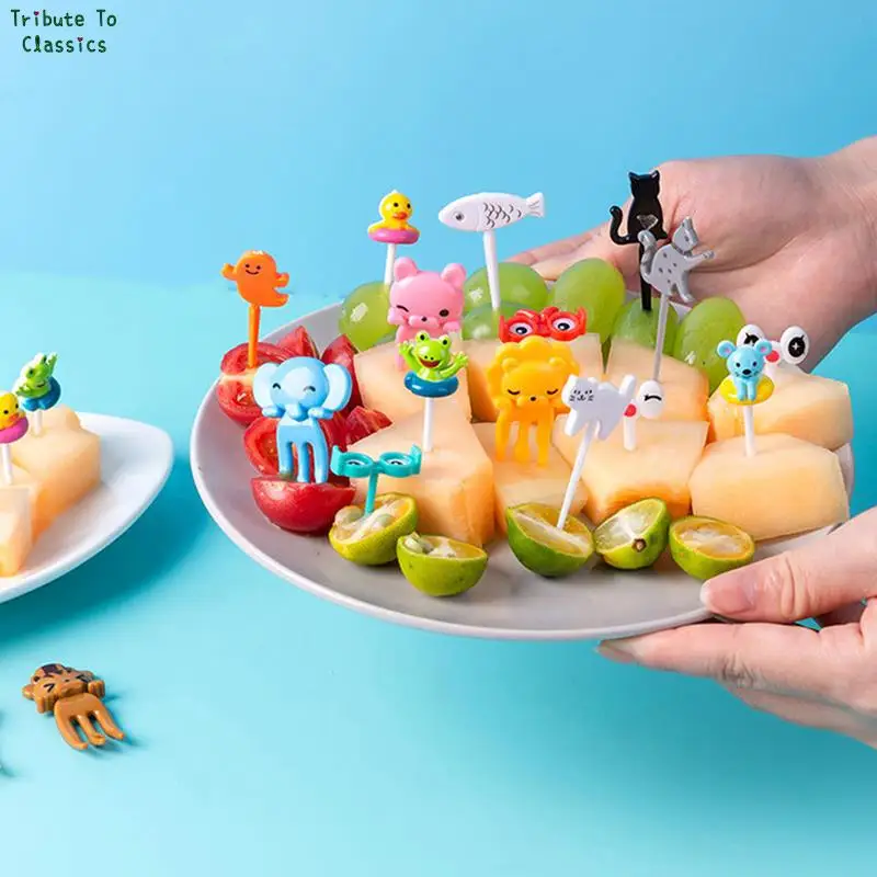 Description Picture 3 of item1 set/pack Cute Eyes Fruit Fork Plastic Fruit Pick Kids Bento Lunch Snack Cake Dessert Food Toothpick Kitchen Tableware Decor