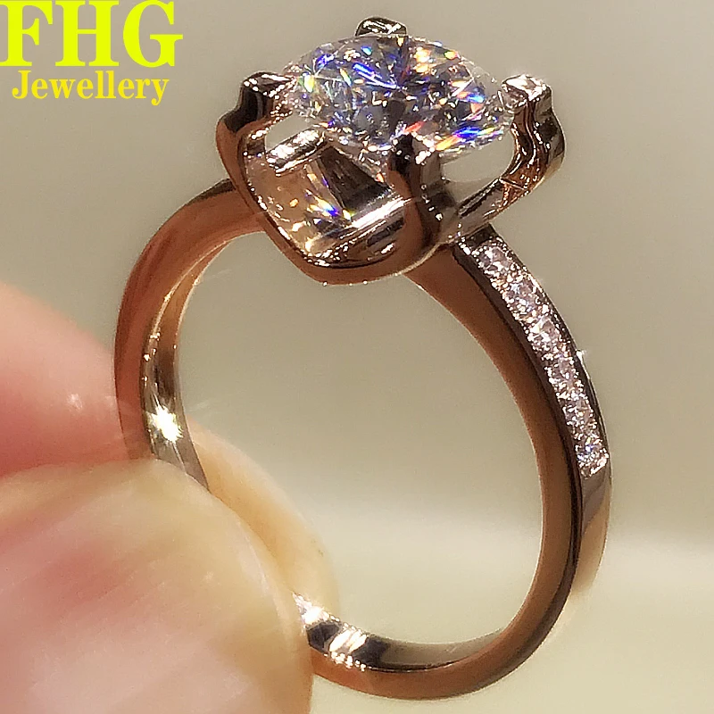 

Soild 18K Au750 Rose Gold Ring 2Carat Round shape DVVS Moissanite Diamonds Wedding Party Engagement Anniversary Ring