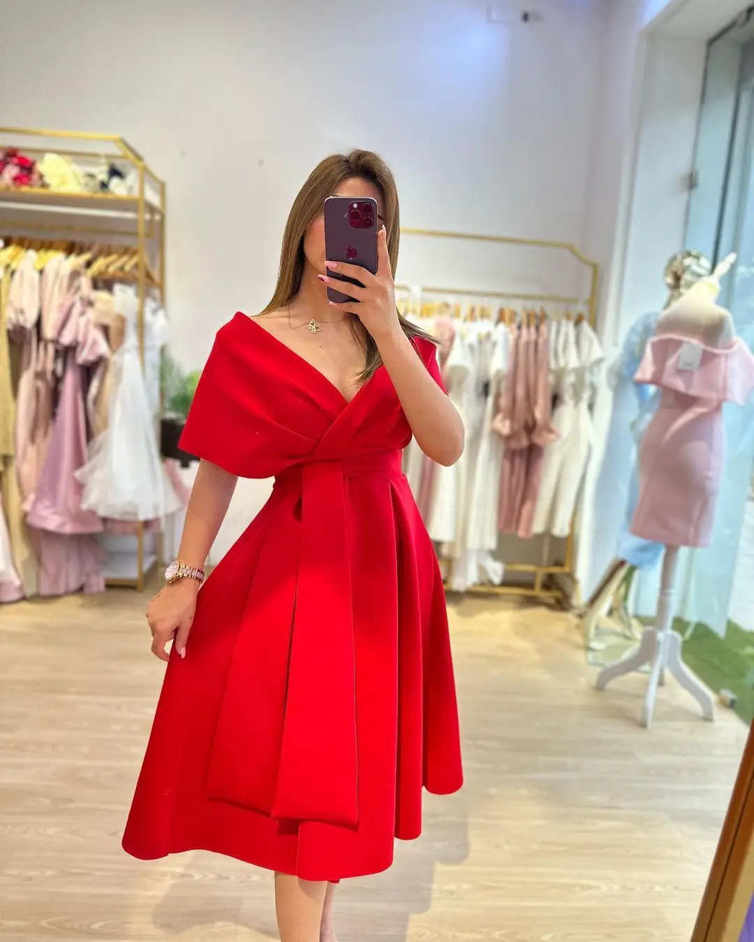 

Qcenkern Strapless Prom Dresses Short Sleeves Simple A-Line Satin Red Evening Dresses robe de soirée de mariage فساتين السهرة