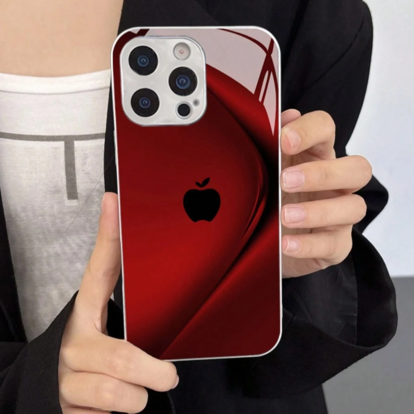 Plating Silver Red Apple Toughened Glass Design Phone Case