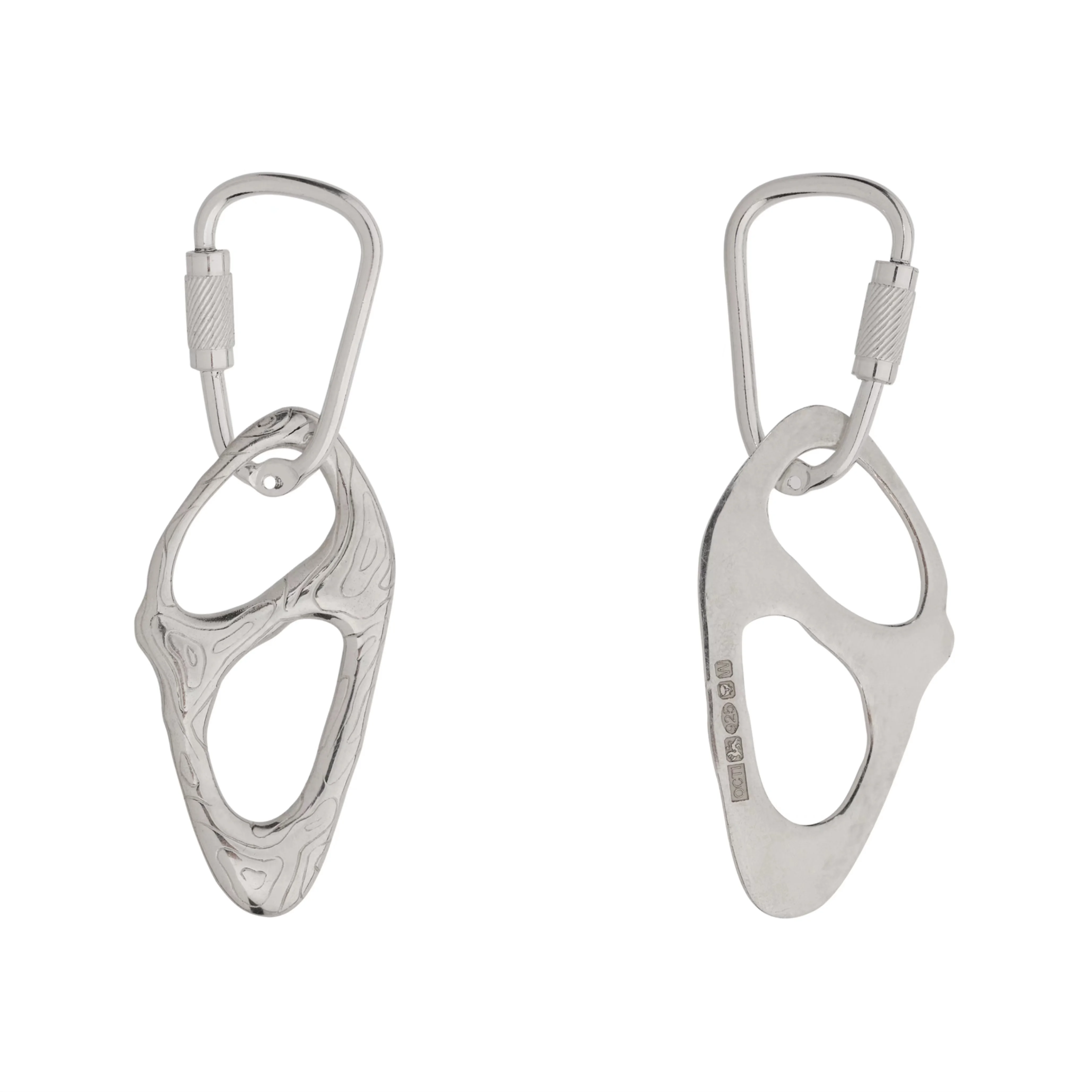 octi x ROA HIKING ISKAND NECKLACE SILVER
