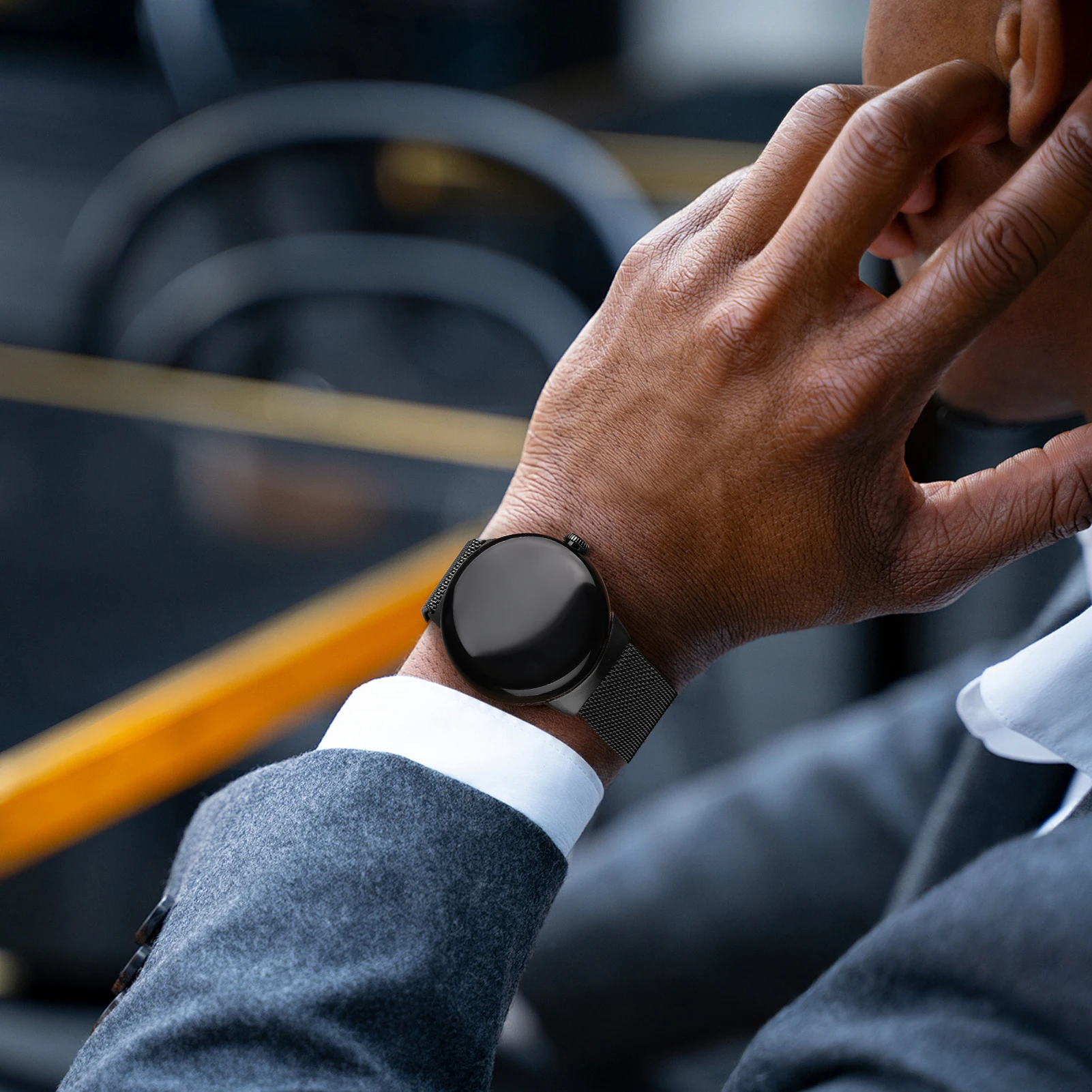 Elegant Magnetic Milanese Metal Mesh Band