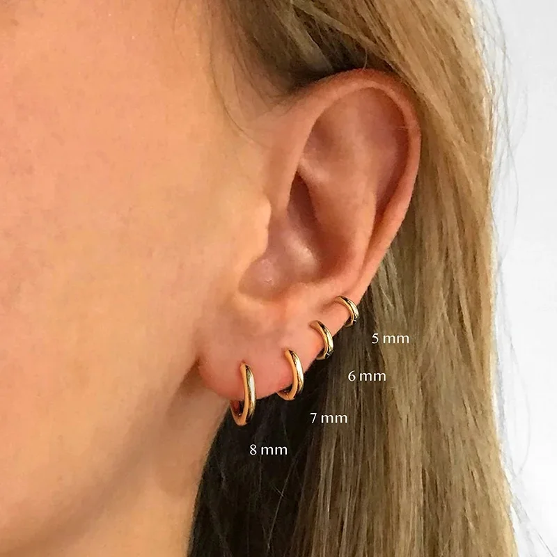 Single Minimal Gold Color Tiny Cartilage Hoop Earrings Glossy Earring Piercing Accessory Trendy Small Huggie Women Hoops For Men