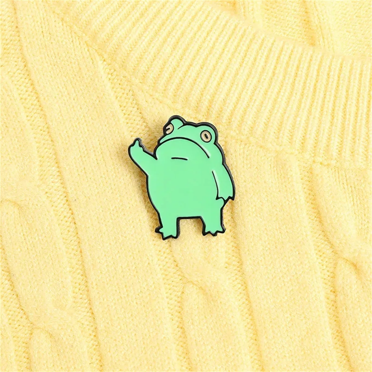 Alloy Brooch Cute Funny Vertical Middle Finger Frog Creative Cartoon Animal Badge Personality All match Clothing Accessories