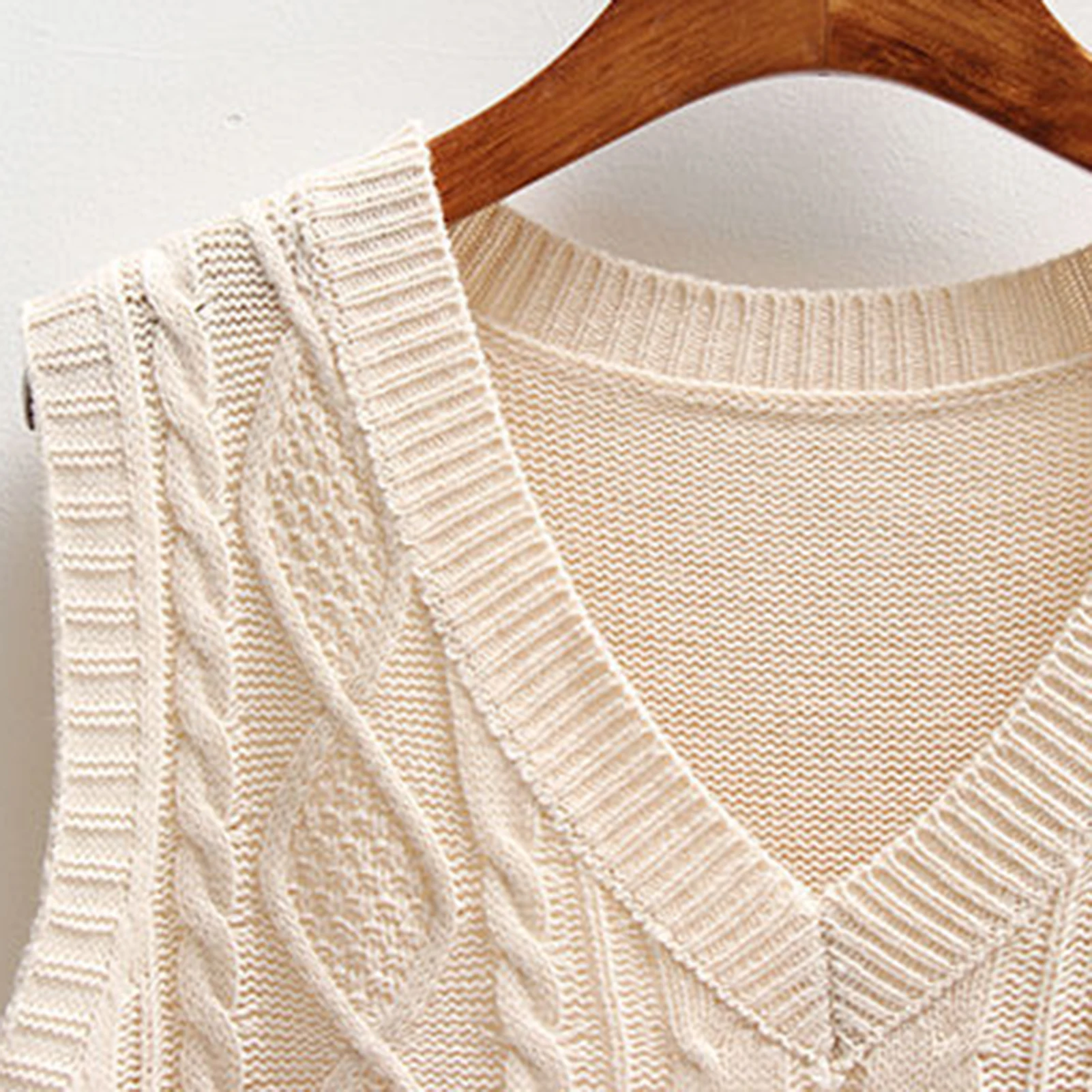 Stylish Knitted Waistcoat Women Twist 