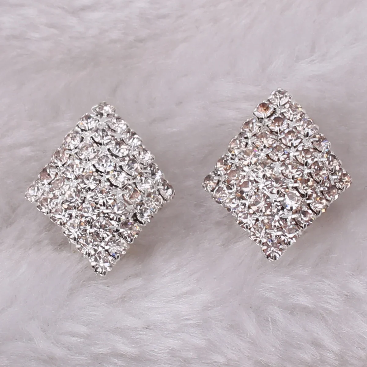 Ear Clip Earrings Clip Earrings Ear Clip High-grade Rhinestone Crystal Tear Drop Geometric Flower Clip on Earrings No Pierced for Women Wedding Luxury No Hole Earrings