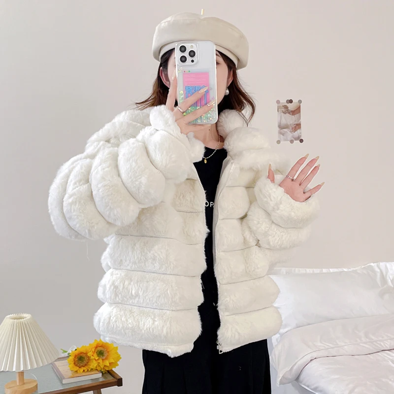 Korean Fashion 2023 Winter Warm Faux Fur Women Coat Long Sleevs Large Collar Hot Sell Lady Thick Coats