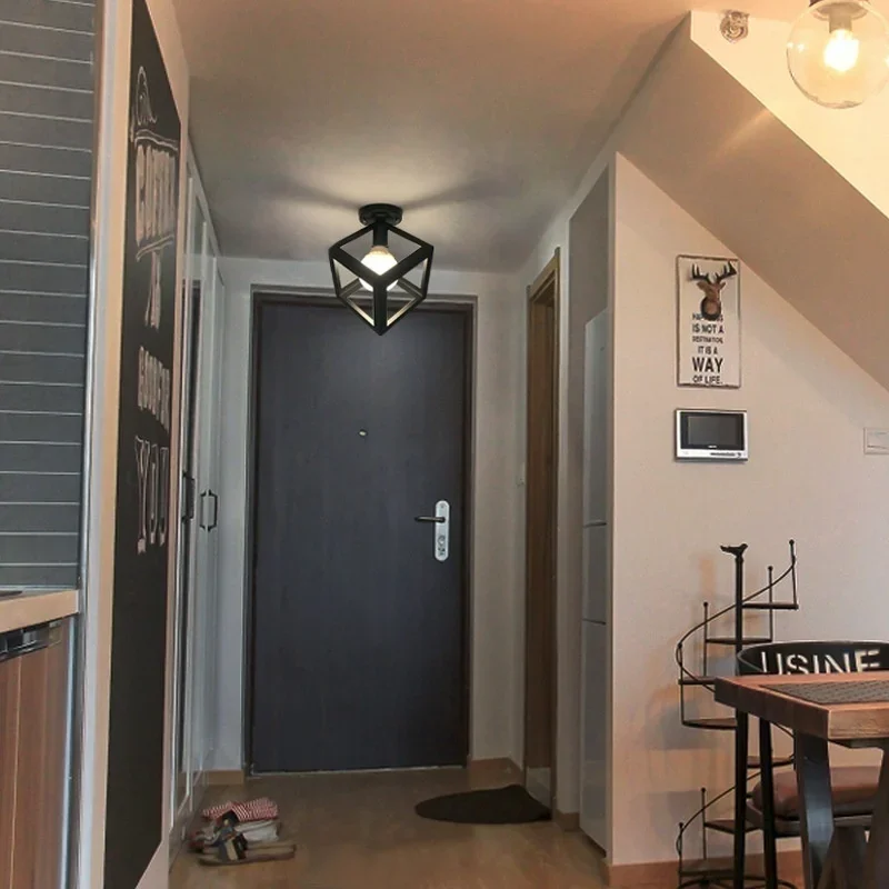 1PC Vintage Ceiling Lights Lamp Shade Lamp Holder Metal Cage Home Decor Pendant Light Decorations Chandelier(Not Include Bulbs)