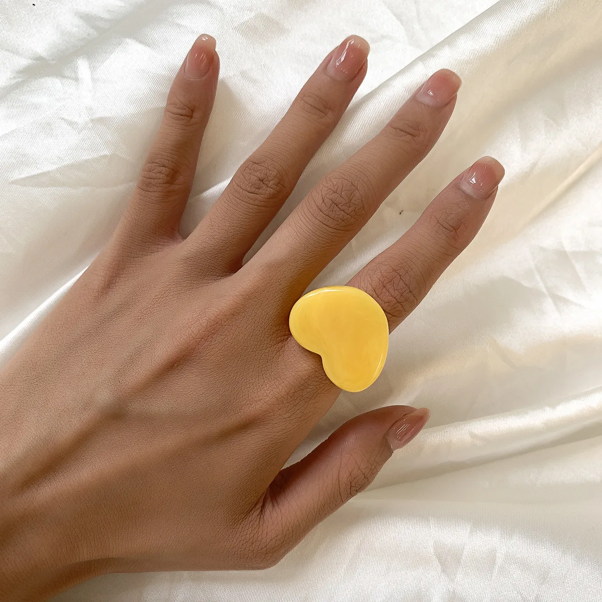 Acrylic Ring for Women Fashion Jewelry Large Resin Heart Statement