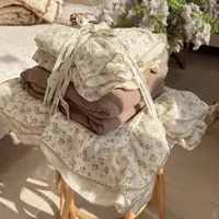 Parure de lit 4 pièces style princesse à volants, motif floral vintage en mousseline de coton, pour filles et enfants, comprenant housse de couette, drap plat et taies d'oreiller 3